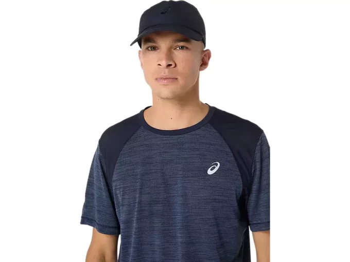 ESSENTIAL JUOKSULIPPIS