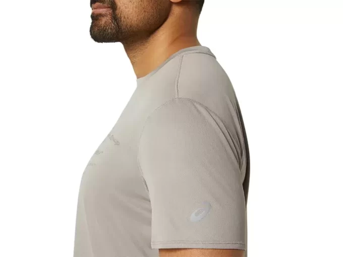 FUJITRAIL-LOGOLLINEN LYHYTHIHAINEN TOPPI