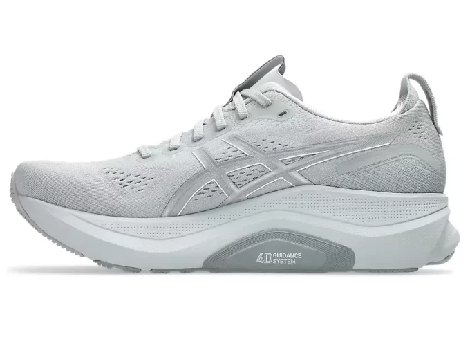 GEL-KAYANO 32 LEVEÄ GEL-KAYANO 32 LEVEÄ