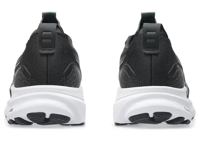 GEL-KAYANO 32. LUOKAN KOULUTUS