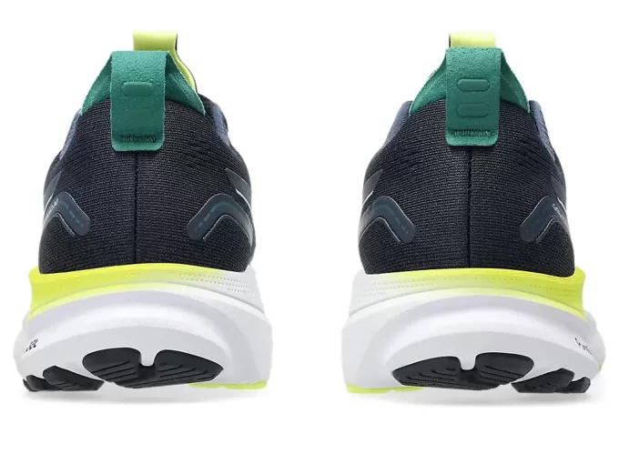 GEL-KAYANO 32. LUOKAN KOULUTUS