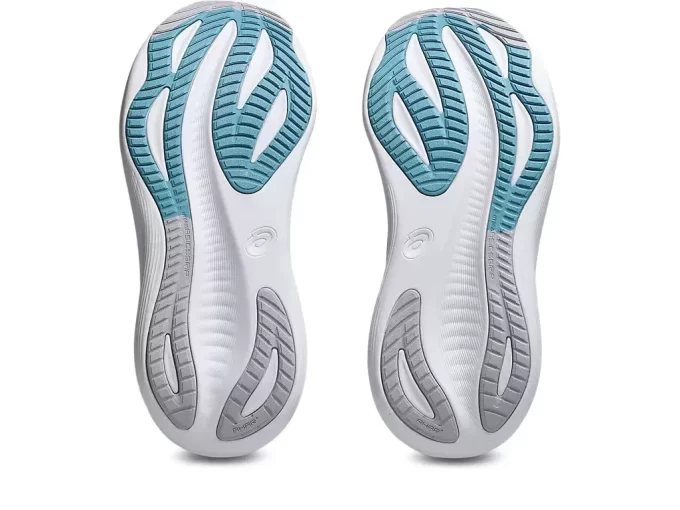 GEL-NIMBUS 27 LEVEÄ