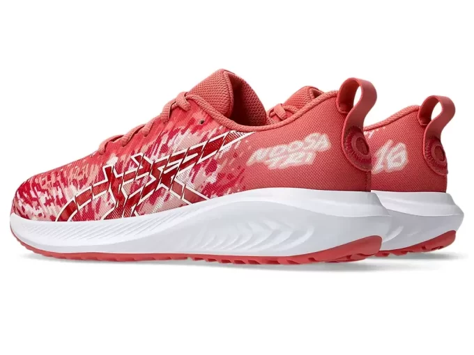 GEL-NOOSA TRI 16. LUOKAN KOULU