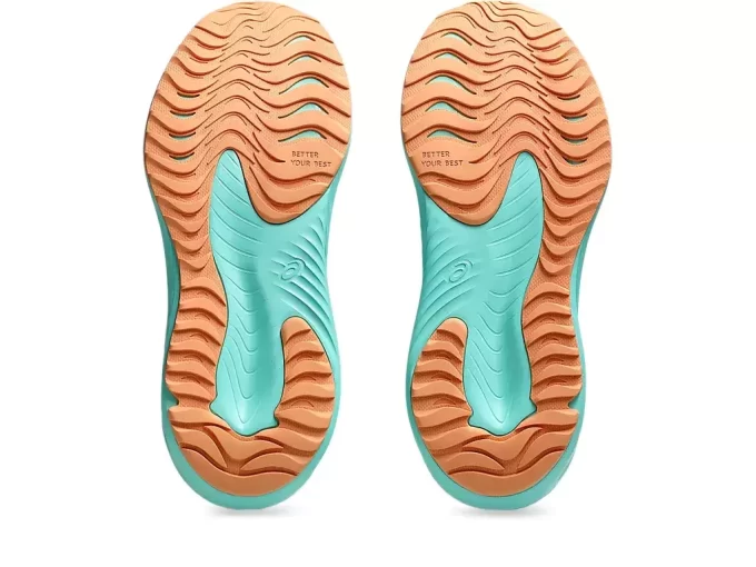 GEL-NOOSA TRI 16. LUOKAN KOULU