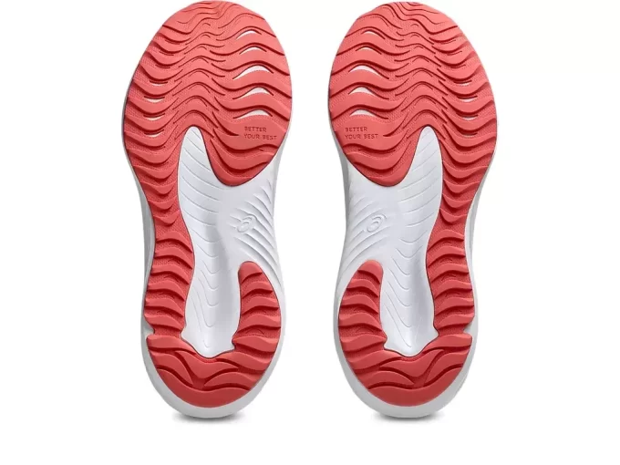 GEL-NOOSA TRI 16. LUOKAN KOULU