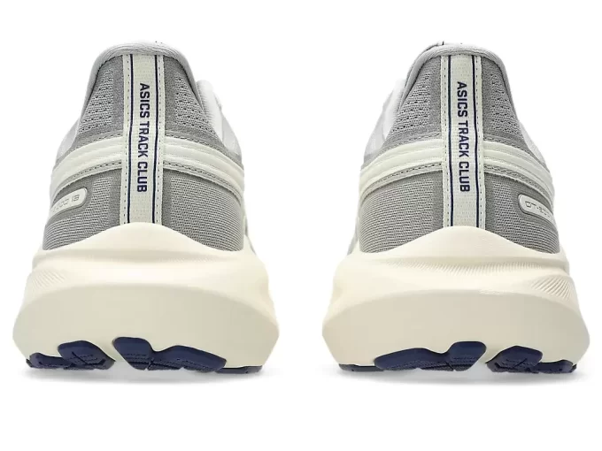 GT-2000 13 ASICS VERKKOKENGÄT