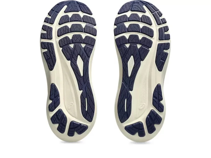 GT-2000 13 ASICS VERKKOKENGÄT