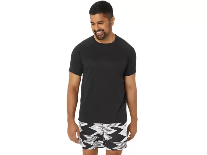 ILMOITTAVA NEULETTU LYHYTHIHAINEN TOPPI ILMOITTAVA NEULETTU LYHYTHIHAINEN TOPPI