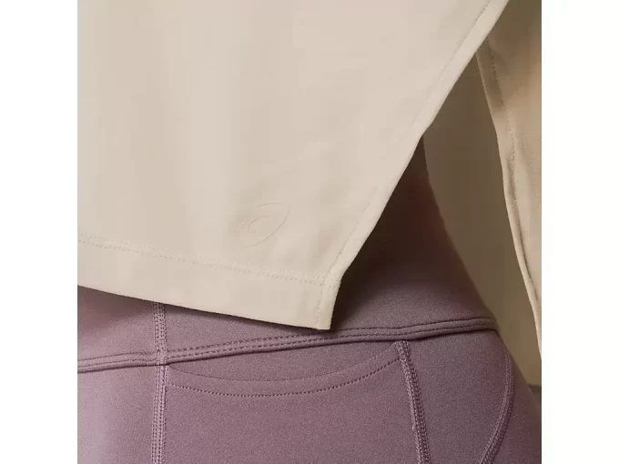 JOUSTAVA LYHYTHIHAINEN TOPPI