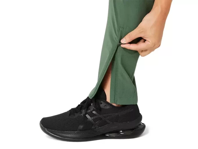 JOUSTAVAT KUDOTUT VUORIHOUSUT