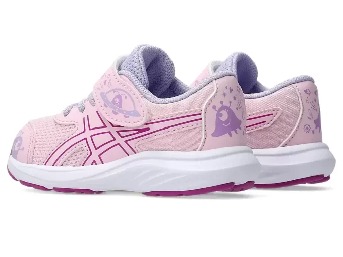 KIITOS 9 TAAPEROLAPSILLE SOPIVALLE KOULUPIHALLE