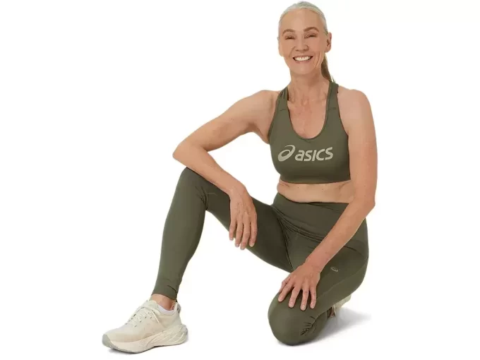 Korkeavyötäröiset tiukat housut