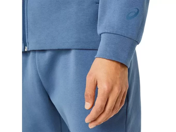 LIIKKUVUUDEN NEULOTAKKI LIIKKUVUUDEN NEULOTAKKI