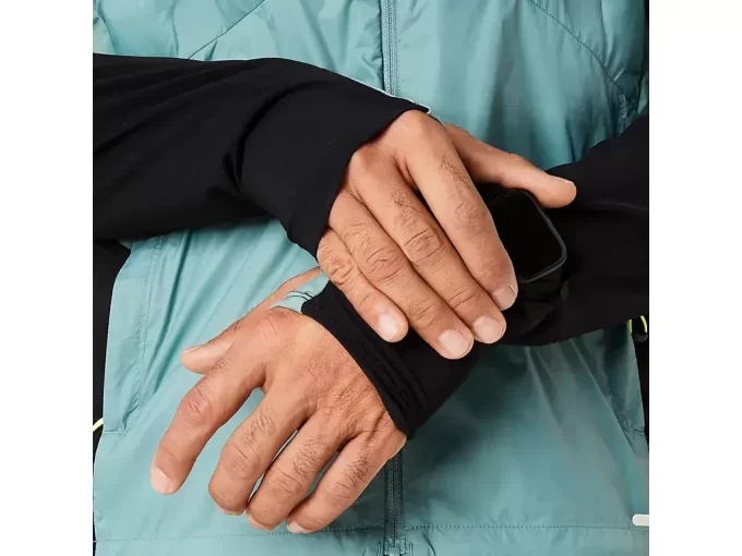 MAANTIE-TALVITAKKI MAANTIE-TALVITAKKI