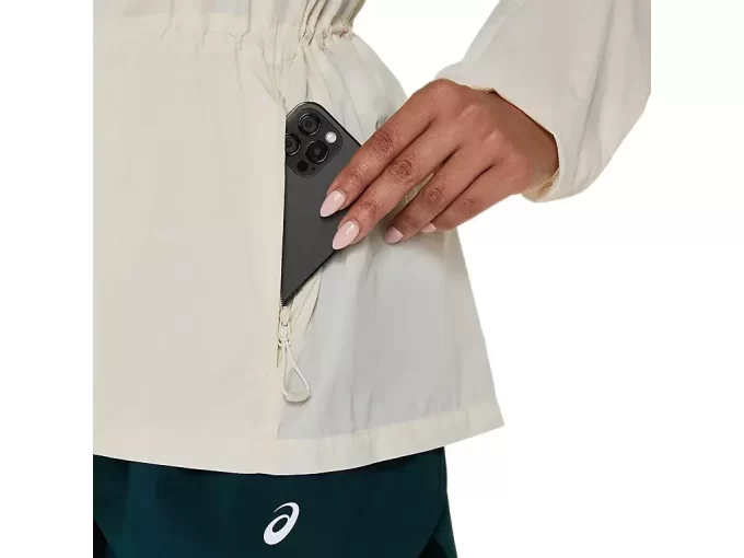 MAANTIETÄVARUSTETTU PAKETTAVA TAKKI