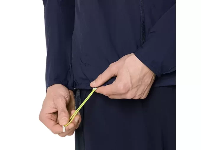 MAANTIETÄVARUSTETTU PAKETTAVA TAKKI