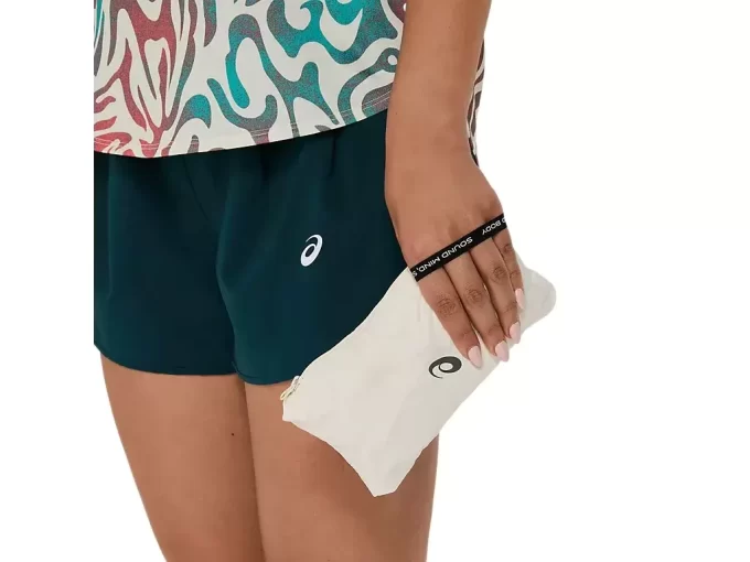 MAANTIETÄVARUSTETTU PAKETTAVA TAKKI