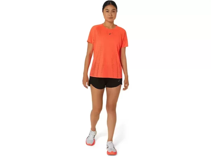 METARUN LYHYTHIHAINEN TOPPI