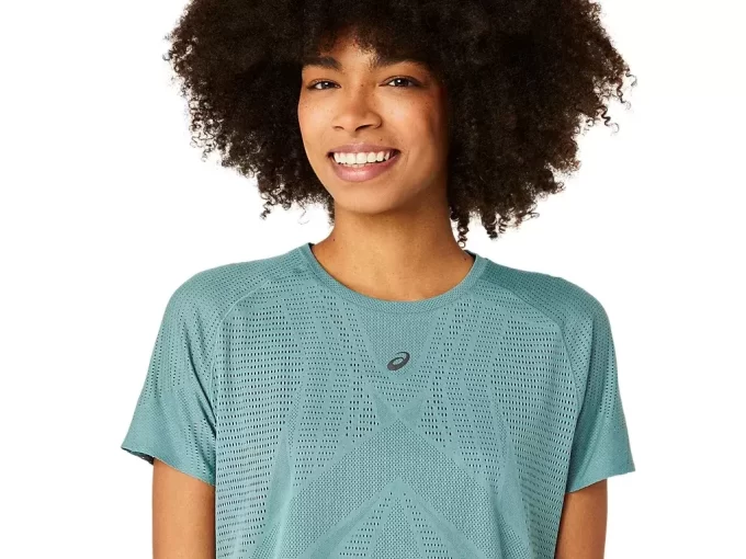 METARUN LYHYTHIHAINEN TOPPI