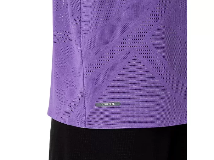 METARUN LYHYTHIHAINEN TOPPI METARUN LYHYTHIHAINEN TOPPI