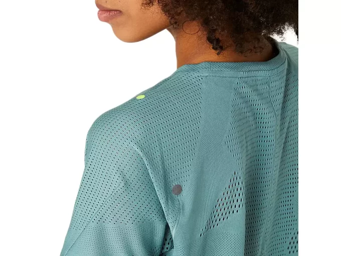 METARUN LYHYTHIHAINEN TOPPI