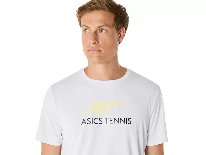 MIESTEN COURT-KUVILLA VARUSTETTU T-PAITA