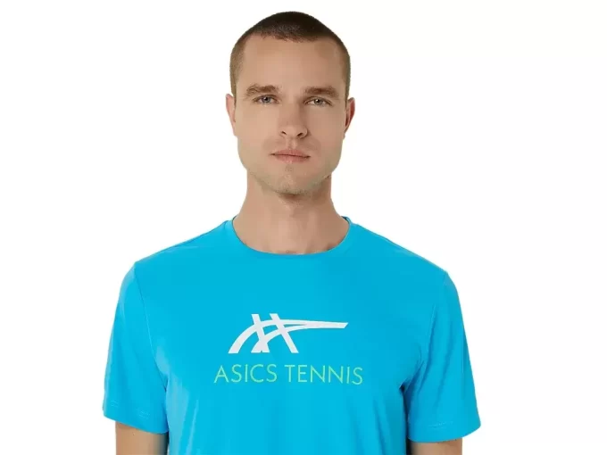 MIESTEN COURT-KUVILLA VARUSTETTU T-PAITA