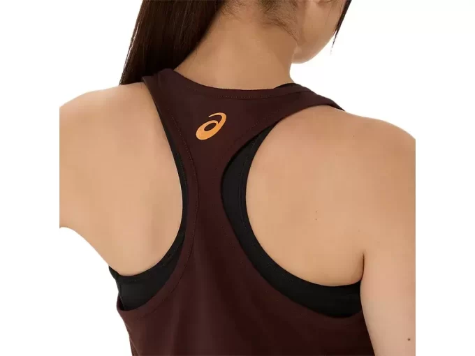 NAISTEN AURINGONKUKKA-TOPPI