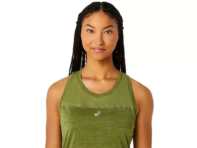 NAISTEN KILPATOPPITAKKI