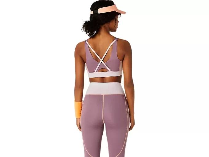 NAISTEN RINTALIIVI NAISTEN RINTALIIVI