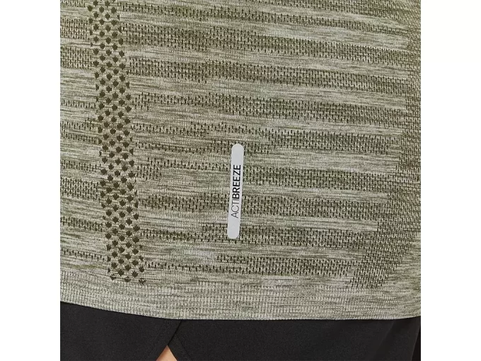 NAISTEN SAUMATON PITKÄHIHAINEN TOPPI