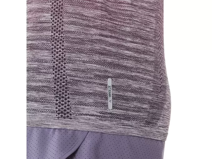 NAISTEN SAUMATON PITKÄHIHAINEN TOPPI