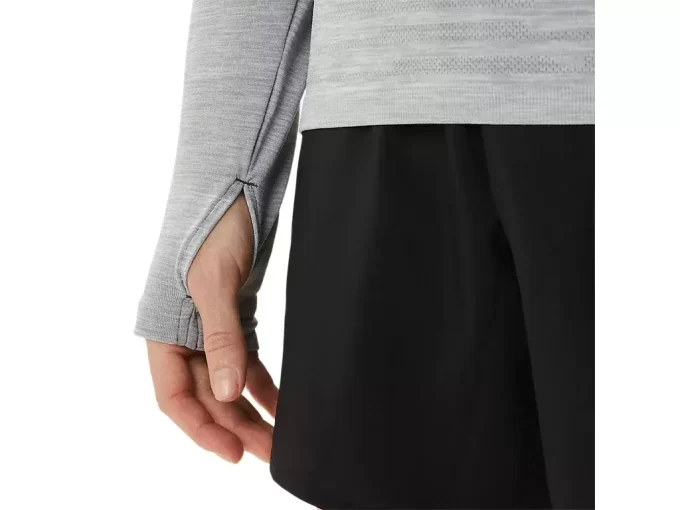 NAISTEN SAUMATON PITKÄHIHAINEN TOPPI