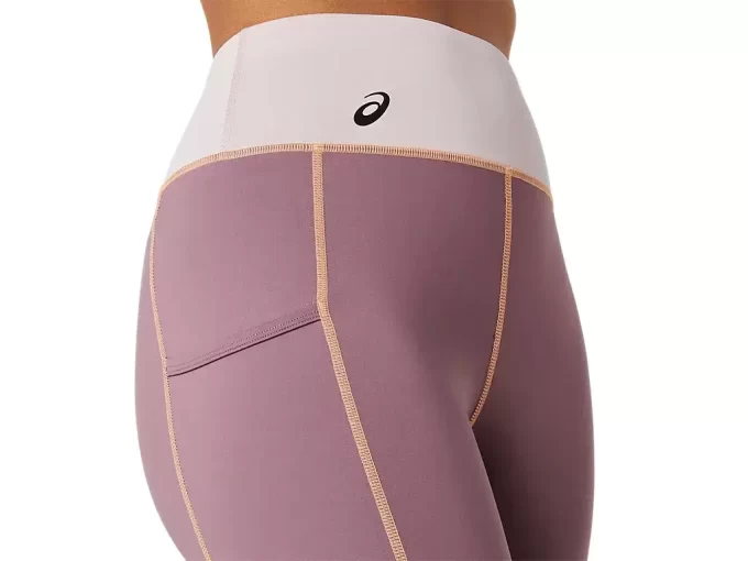 NAISTEN TIIKKAHOUSUT NAISTEN TIIKKAHOUSUT