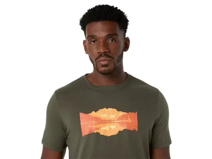 PEILI-TYYNEYS T-PAITA