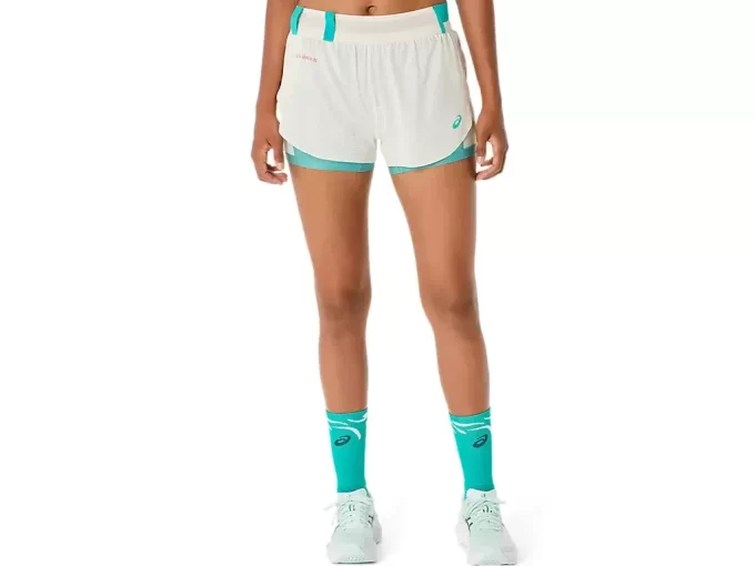 RAJOITETUN SARJAN METARUN-HAALISET LYHYET HOUSUT