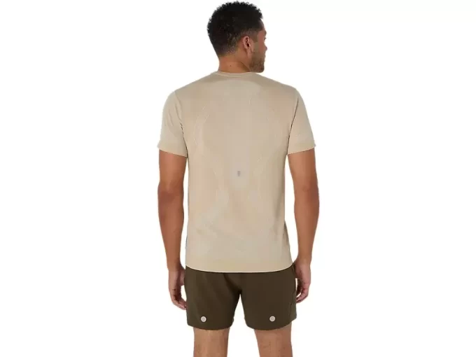 SAUMATON LYHYTHIHAINEN TOPPI ROADI-TOPPI