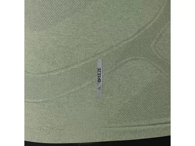 SAUMATON LYHYTHIHAINEN TOPPI ROADI-TOPPI