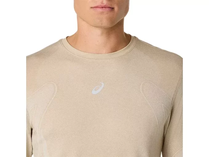 SAUMATON PITKÄHIHAINEN TOPPI TUOTEILTA