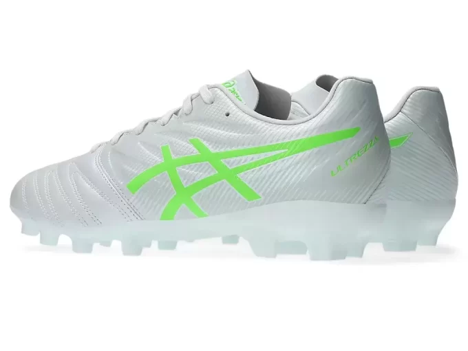 ULTREZZA CLUB 3 LEVEÄ ULTREZZA CLUB 3 LEVEÄ