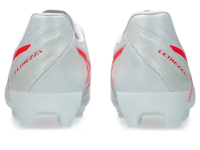 ULTREZZA CLUB 3 LEVEÄ